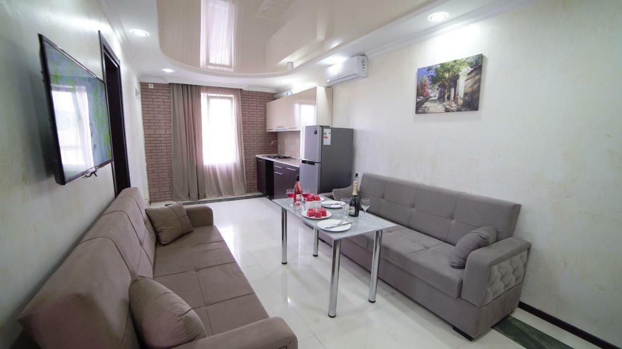 Hotel Progress Μπατούμι Εξωτερικό φωτογραφία