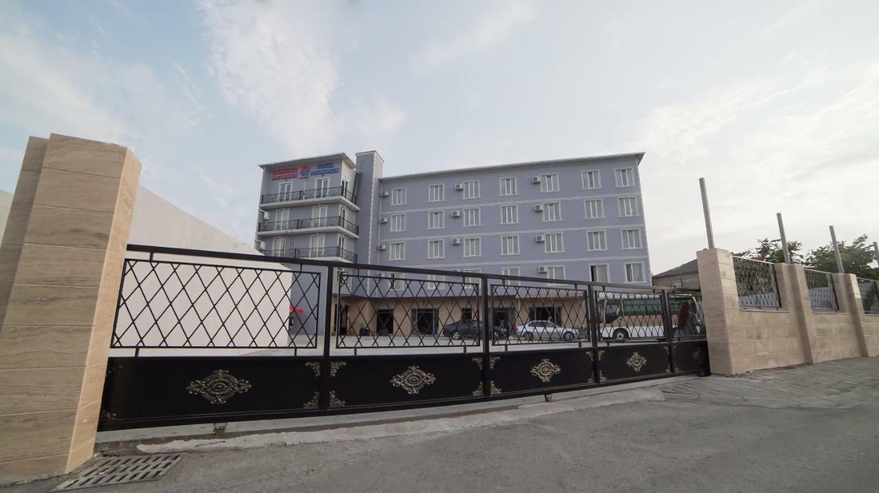 Hotel Progress Μπατούμι Εξωτερικό φωτογραφία