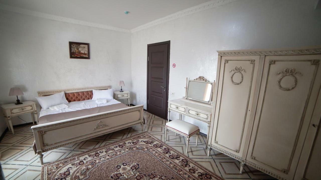 Hotel Progress Μπατούμι Εξωτερικό φωτογραφία