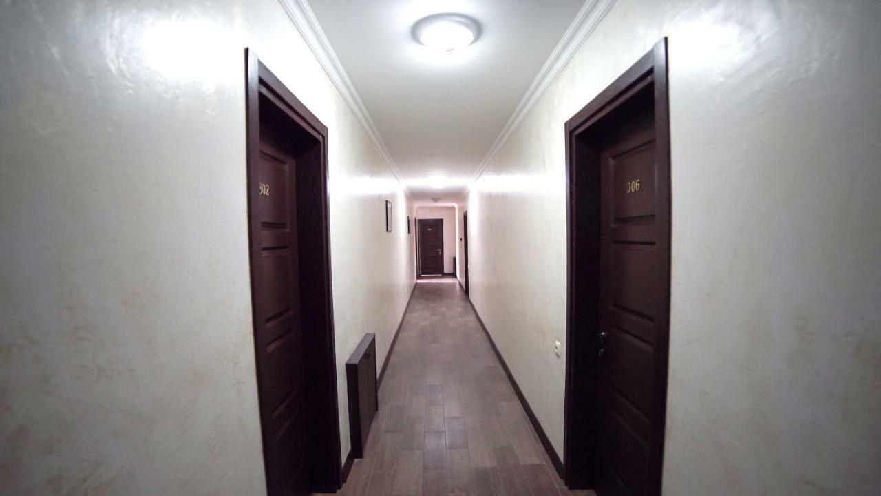 Hotel Progress Μπατούμι Εξωτερικό φωτογραφία